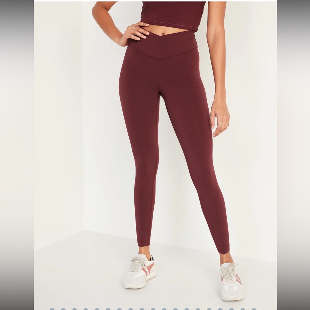 NWT Old Navy extra high rise PowerChill ,crossover waist 7/8 legging multi size